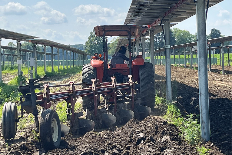 agrivoltaics-tractor
